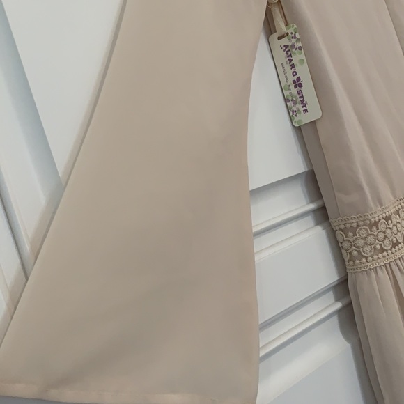 🌟HP🌟 Altar’d State Crochet Detail Drop Waist Dress in Cream - Picture 9 of 17